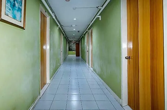 Hotel Reddoorz @ Junquera Extension Cebu