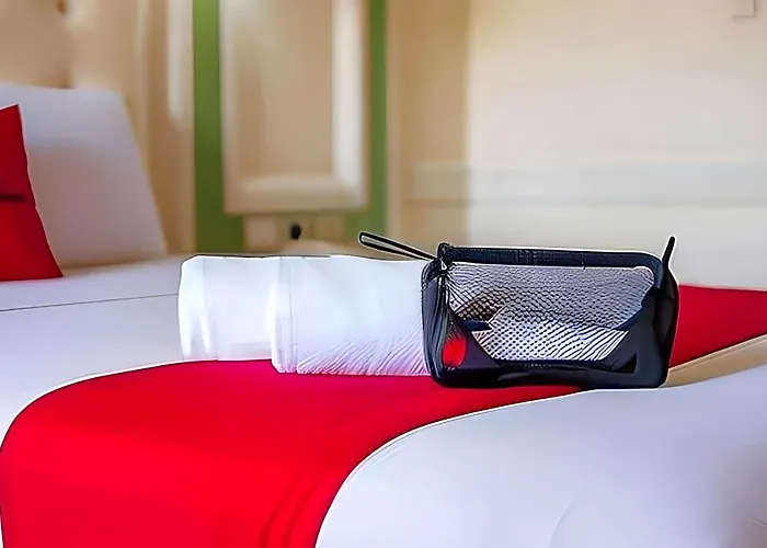Hotel Reddoorz @ Junquera Extension Cebu
